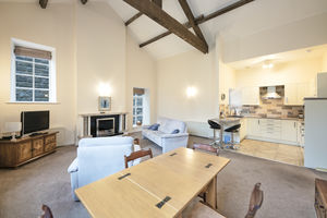 Photo 7- click for photo gallery